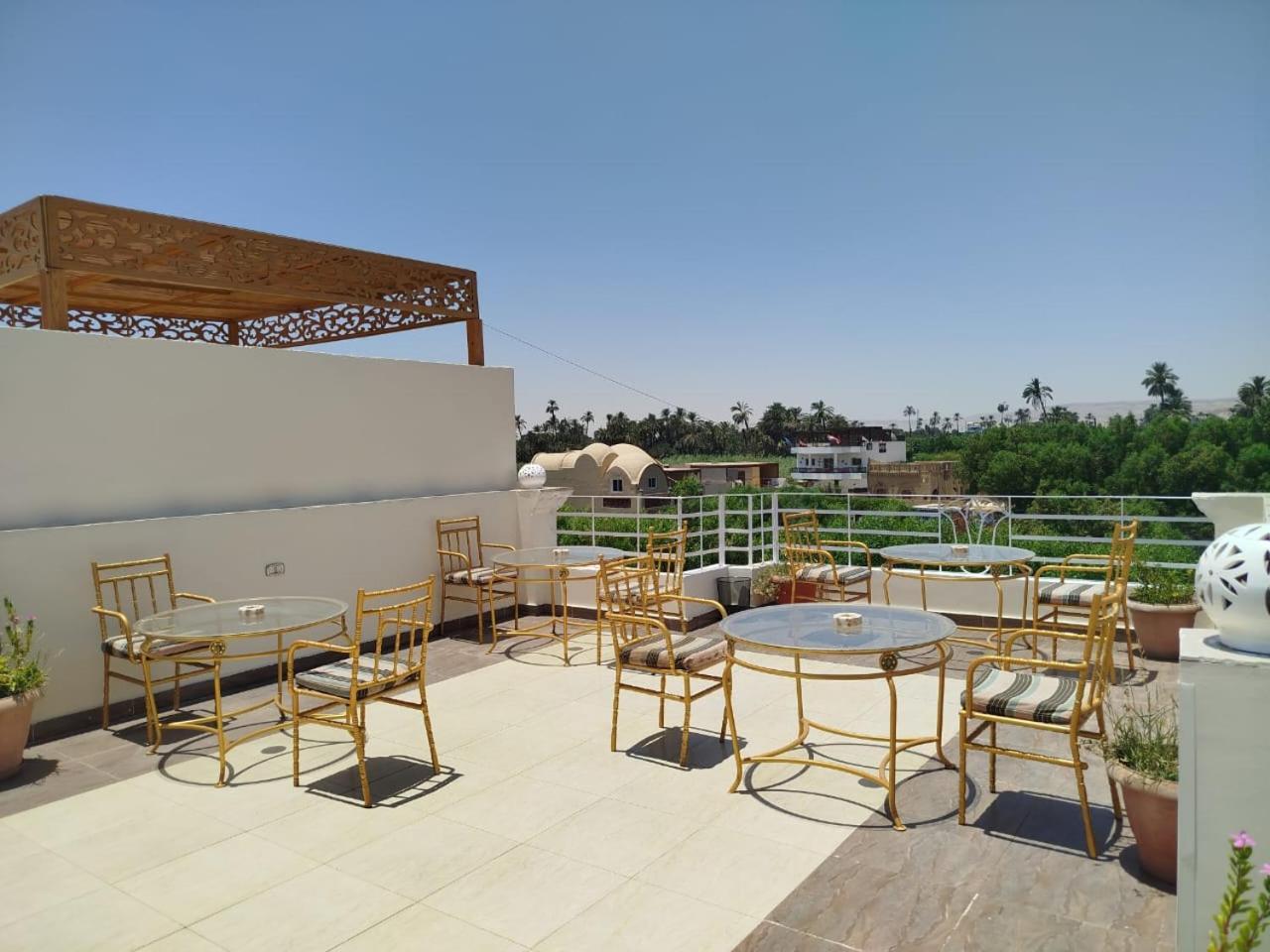 Luxor Star Apartments Bagian luar foto